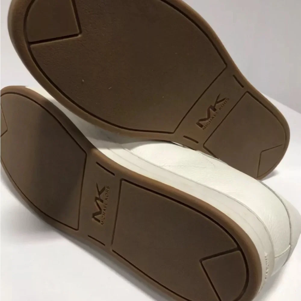Michael Kors very good